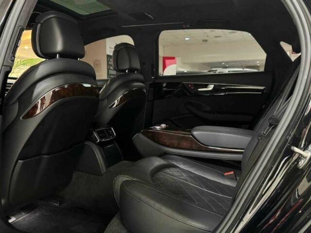 Черный Ауди А8, объемом двигателя 3 л и пробегом 218 тыс. км за 19569 $, фото 10 на Automoto.ua