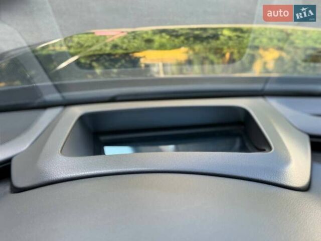 Чорний Ауді A8, об'ємом двигуна 3 л та пробігом 131 тис. км за 24999 $, фото 10 на Automoto.ua