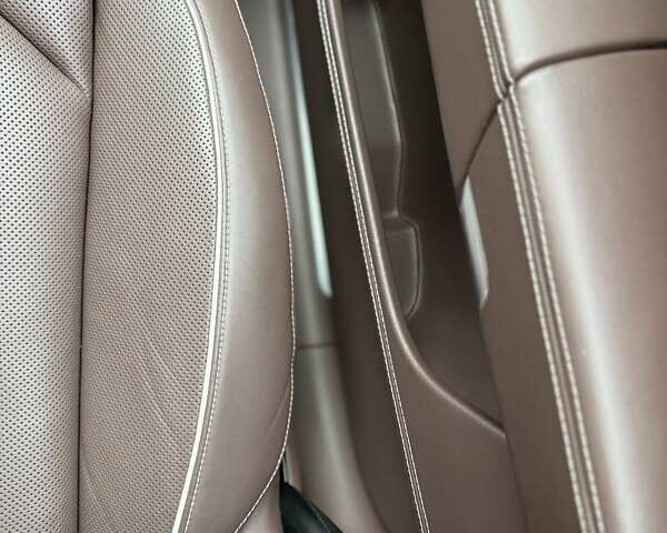 Черный Ауди А8, объемом двигателя 2.97 л и пробегом 147 тыс. км за 39999 $, фото 14 на Automoto.ua