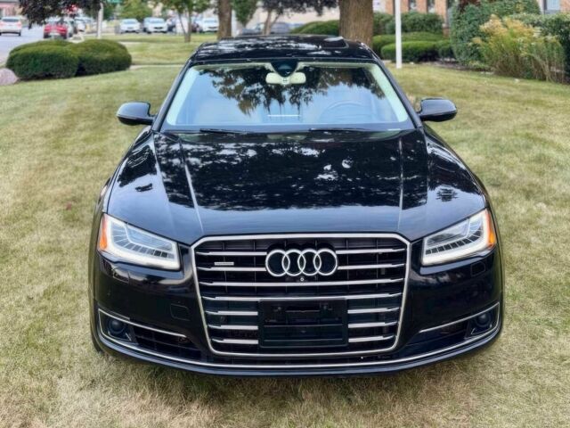 Чорний Ауді A8, об'ємом двигуна 3 л та пробігом 77 тис. км за 19500 $, фото 1 на Automoto.ua