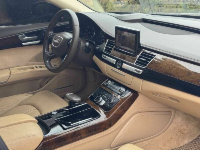Чорний Ауді A8, об'ємом двигуна 3 л та пробігом 77 тис. км за 19500 $, фото 7 на Automoto.ua