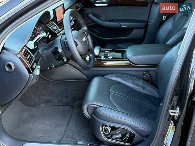 Чорний Ауді A8, об'ємом двигуна 3 л та пробігом 131 тис. км за 24999 $, фото 2 на Automoto.ua