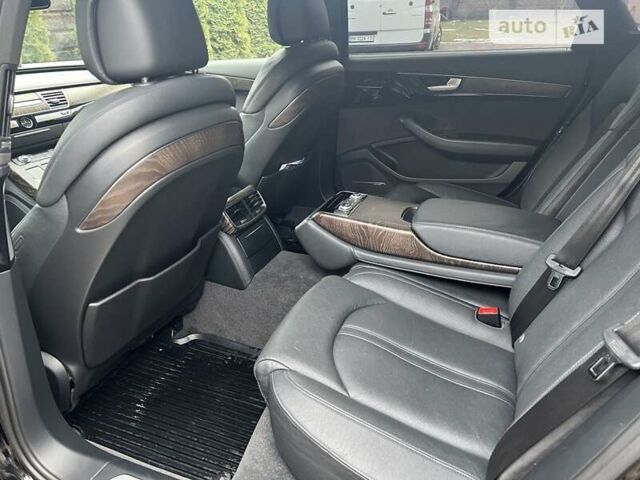 Чорний Ауді A8, об'ємом двигуна 3 л та пробігом 103 тис. км за 25999 $, фото 16 на Automoto.ua