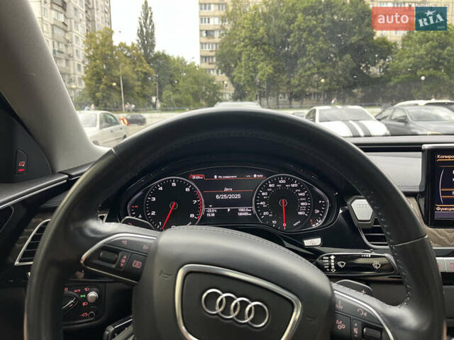 Чорний Ауді A8, об'ємом двигуна 3 л та пробігом 180 тис. км за 24990 $, фото 12 на Automoto.ua