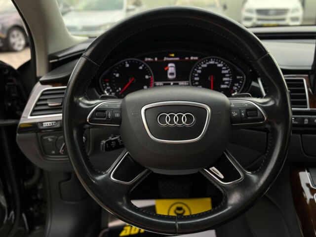 Чорний Ауді A8, об'ємом двигуна 3 л та пробігом 200 тис. км за 31500 $, фото 13 на Automoto.ua