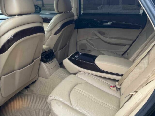 Чорний Ауді A8, об'ємом двигуна 3 л та пробігом 77 тис. км за 19500 $, фото 9 на Automoto.ua