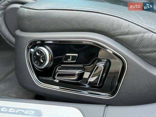 Чорний Ауді A8, об'ємом двигуна 3 л та пробігом 131 тис. км за 24999 $, фото 5 на Automoto.ua