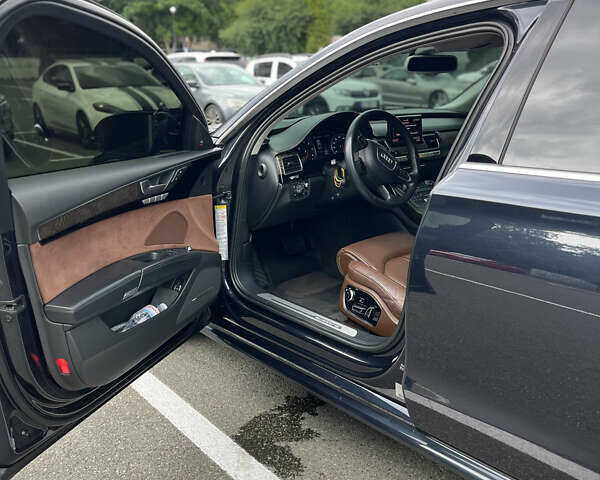 Чорний Ауді A8, об'ємом двигуна 3 л та пробігом 180 тис. км за 24990 $, фото 11 на Automoto.ua