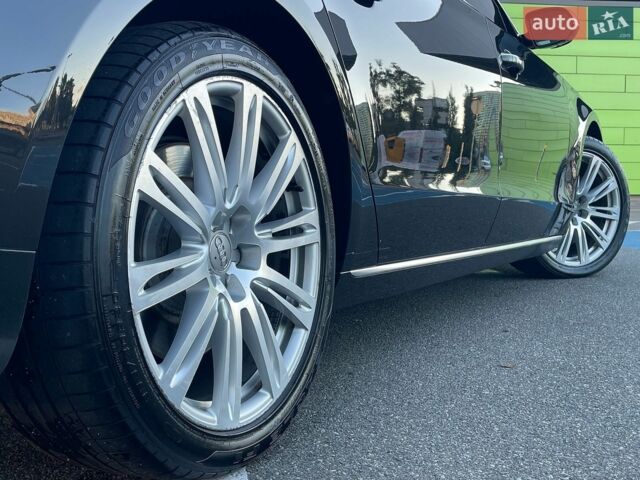 Чорний Ауді A8, об'ємом двигуна 3.99 л та пробігом 146 тис. км за 32900 $, фото 10 на Automoto.ua