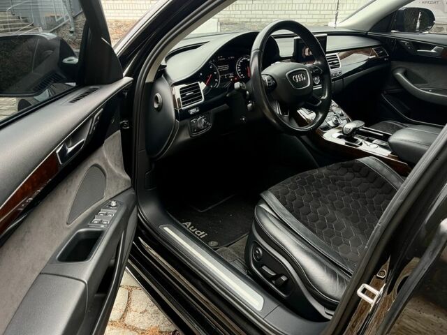 Черный Ауди А8, объемом двигателя 3 л и пробегом 160 тыс. км за 32500 $, фото 5 на Automoto.ua