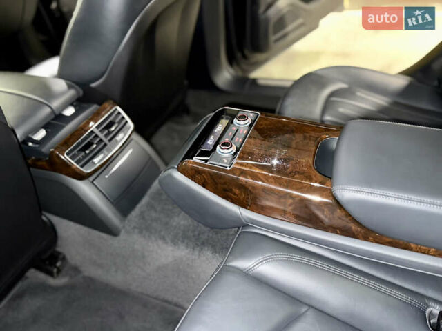 Чорний Ауді A8, об'ємом двигуна 2.97 л та пробігом 115 тис. км за 32900 $, фото 26 на Automoto.ua