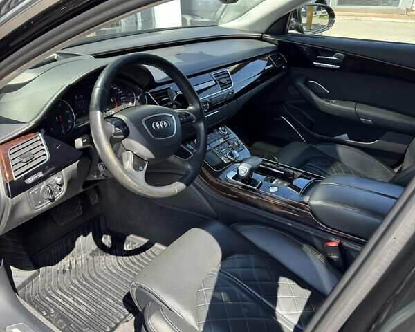Черный Ауди А8, объемом двигателя 2.97 л и пробегом 111 тыс. км за 38900 $, фото 5 на Automoto.ua