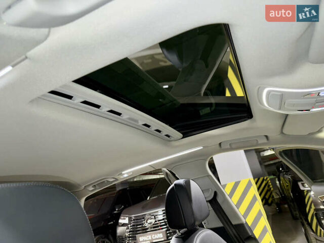 Чорний Ауді A8, об'ємом двигуна 2.97 л та пробігом 115 тис. км за 32900 $, фото 45 на Automoto.ua