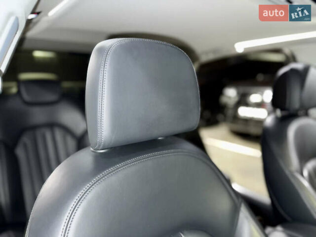 Чорний Ауді A8, об'ємом двигуна 2.97 л та пробігом 115 тис. км за 32900 $, фото 39 на Automoto.ua