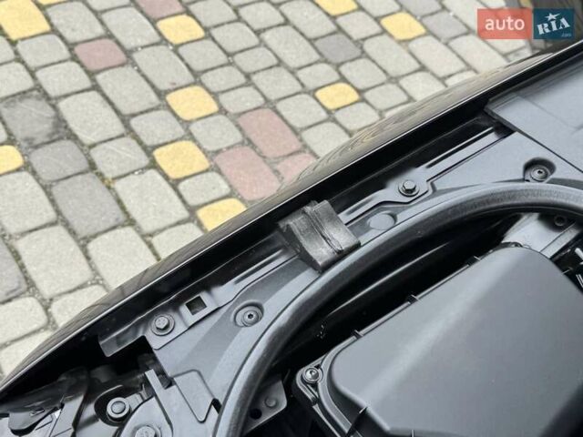 Черный Ауди А8, объемом двигателя 3 л и пробегом 76 тыс. км за 28999 $, фото 96 на Automoto.ua