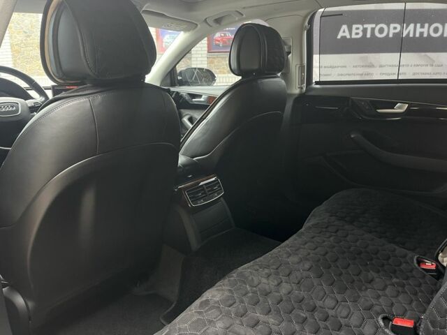 Черный Ауди А8, объемом двигателя 3 л и пробегом 160 тыс. км за 32500 $, фото 17 на Automoto.ua