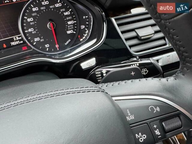 Чорний Ауді A8, об'ємом двигуна 3 л та пробігом 122 тис. км за 28999 $, фото 40 на Automoto.ua