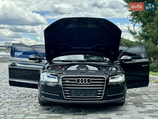 Черный Ауди А8, объемом двигателя 2.97 л и пробегом 158 тыс. км за 29999 $, фото 93 на Automoto.ua