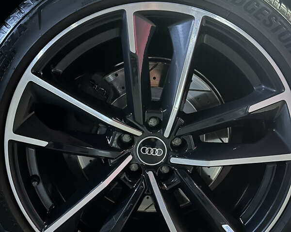 Чорний Ауді A8, об'ємом двигуна 4.13 л та пробігом 170 тис. км за 48500 $, фото 7 на Automoto.ua