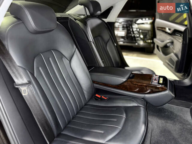 Чорний Ауді A8, об'ємом двигуна 2.97 л та пробігом 115 тис. км за 32900 $, фото 31 на Automoto.ua