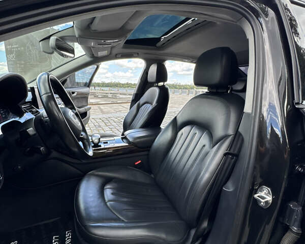 Черный Ауди А8, объемом двигателя 2.97 л и пробегом 158 тыс. км за 29999 $, фото 97 на Automoto.ua