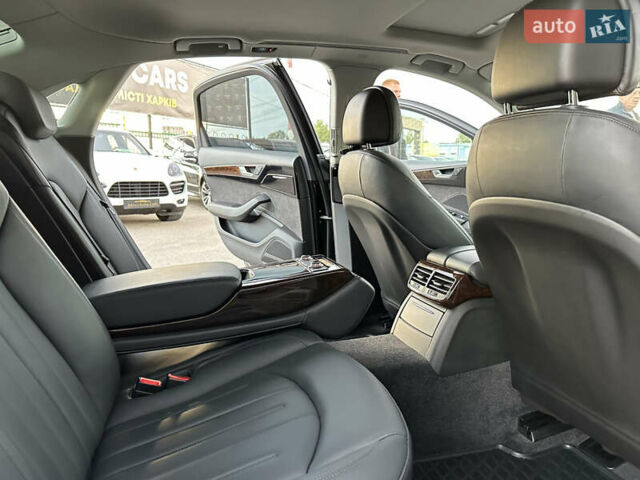 Черный Ауди А8, объемом двигателя 2.97 л и пробегом 142 тыс. км за 32000 $, фото 17 на Automoto.ua