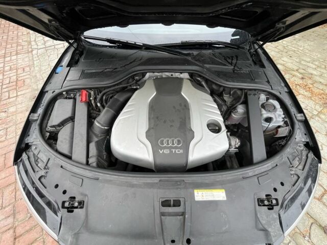 Черный Ауди А8, объемом двигателя 3 л и пробегом 160 тыс. км за 32500 $, фото 22 на Automoto.ua