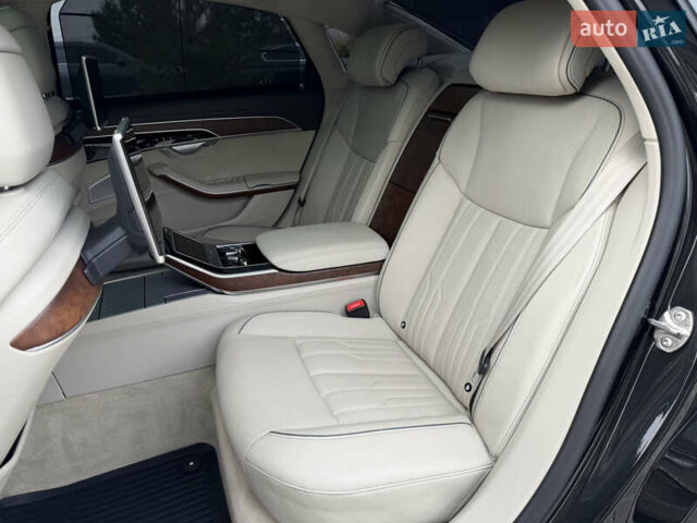 Черный Ауди А8, объемом двигателя 3 л и пробегом 175 тыс. км за 45000 $, фото 35 на Automoto.ua