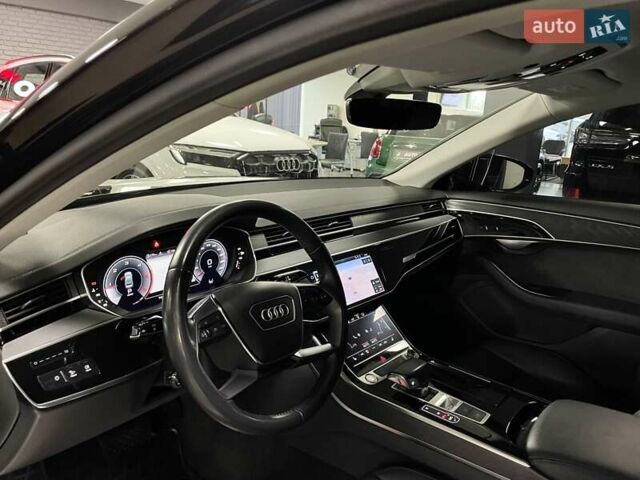 Ауди А8 2018 в Львове на Automoto.ua Черный Ауди А8, объемом двигателя 2.97 л и пробегом 106 тыс. км за 48700 $, фото 28 на Automoto.ua