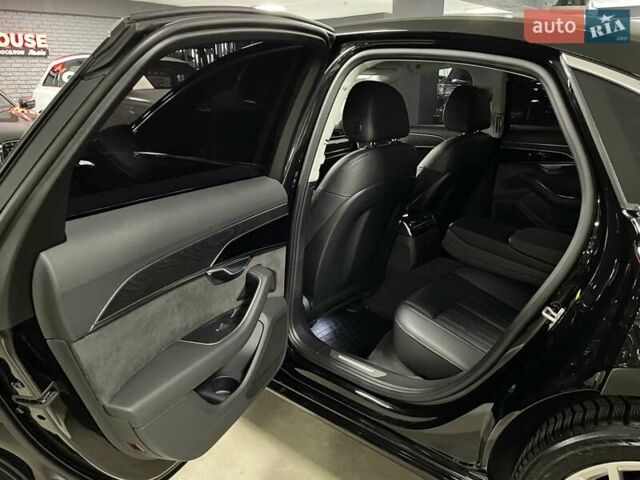 Ауди А8 2018 в Львове на Automoto.ua Черный Ауди А8, объемом двигателя 2.97 л и пробегом 106 тыс. км за 48700 $, фото 31 на Automoto.ua