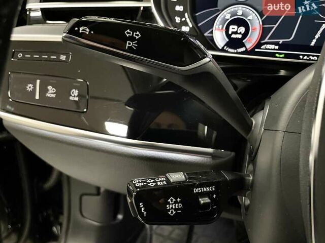 Ауди А8 2018 в Львове на Automoto.ua Черный Ауди А8, объемом двигателя 2.97 л и пробегом 106 тыс. км за 48700 $, фото 49 на Automoto.ua