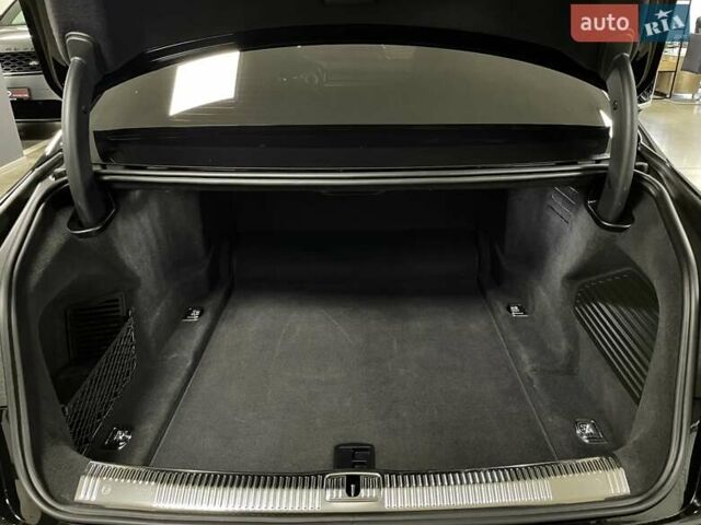 Ауди А8 2018 в Львове на Automoto.ua Черный Ауди А8, объемом двигателя 2.97 л и пробегом 106 тыс. км за 48700 $, фото 20 на Automoto.ua