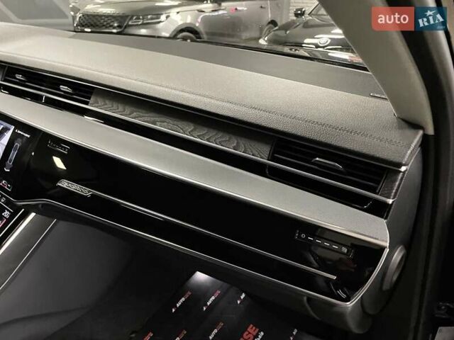 Ауди А8 2018 в Львове на Automoto.ua Черный Ауди А8, объемом двигателя 2.97 л и пробегом 106 тыс. км за 48700 $, фото 43 на Automoto.ua