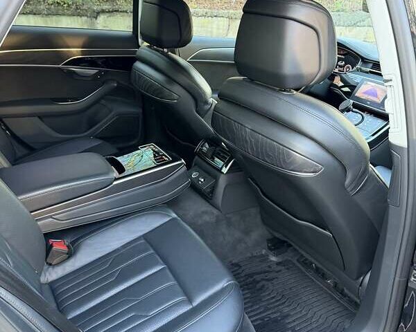 Черный Ауди А8, объемом двигателя 2.97 л и пробегом 208 тыс. км за 39999 $, фото 13 на Automoto.ua