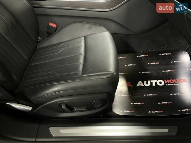 Ауди А8 2018 в Львове на Automoto.ua Черный Ауди А8, объемом двигателя 2.97 л и пробегом 106 тыс. км за 48700 $, фото 41 на Automoto.ua