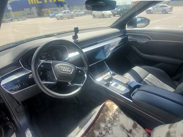 Черный Ауди А8, объемом двигателя 2.97 л и пробегом 168 тыс. км за 52000 $, фото 9 на Automoto.ua