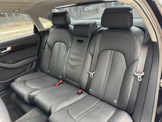 Черный Ауди А8, объемом двигателя 3 л и пробегом 76 тыс. км за 28999 $, фото 21 на Automoto.ua