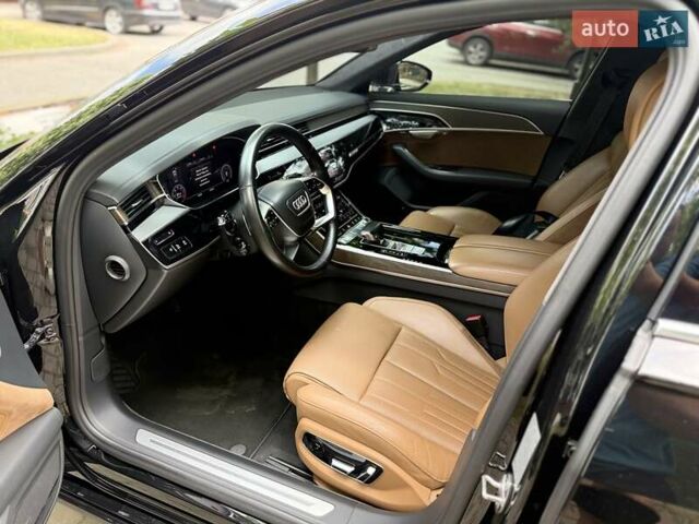 Чорний Ауді A8, об'ємом двигуна 3 л та пробігом 144 тис. км за 58500 $, фото 19 на Automoto.ua