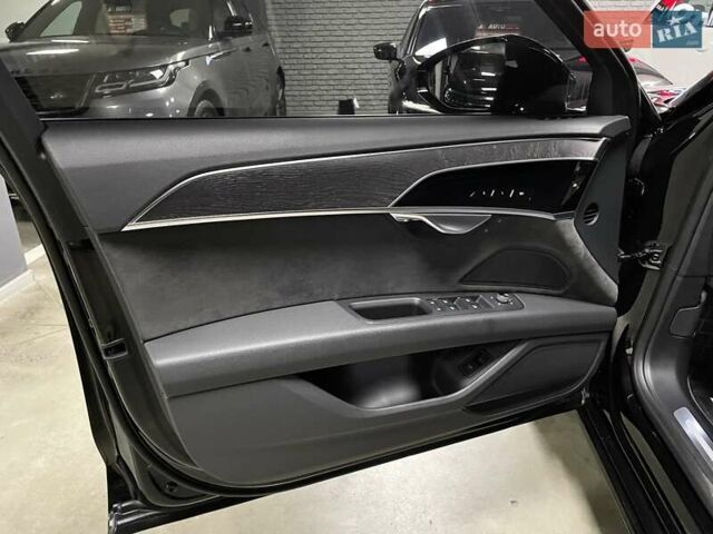 Ауди А8 2018 в Львове на Automoto.ua Черный Ауди А8, объемом двигателя 2.97 л и пробегом 106 тыс. км за 48700 $, фото 23 на Automoto.ua