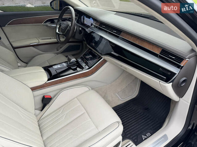 Черный Ауди А8, объемом двигателя 3 л и пробегом 175 тыс. км за 45000 $, фото 49 на Automoto.ua