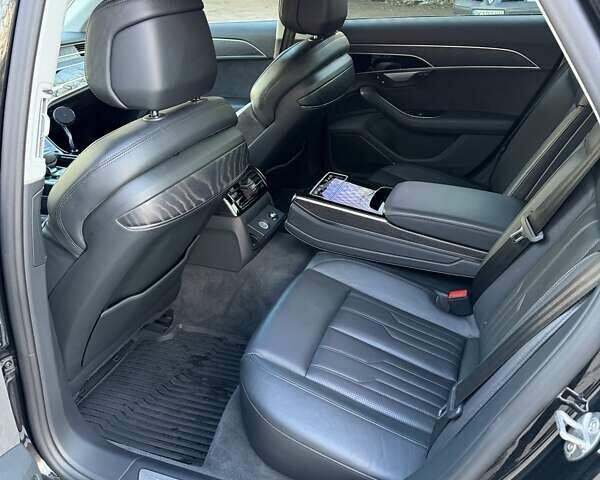 Черный Ауди А8, объемом двигателя 2.97 л и пробегом 208 тыс. км за 39999 $, фото 15 на Automoto.ua