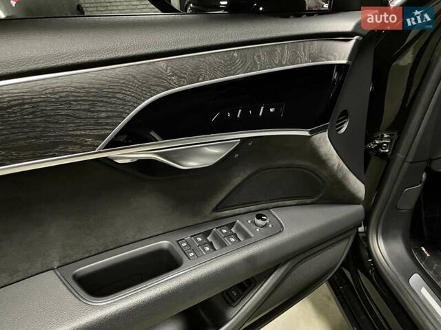 Ауди А8 2018 в Львове на Automoto.ua Черный Ауди А8, объемом двигателя 2.97 л и пробегом 106 тыс. км за 48700 $, фото 24 на Automoto.ua