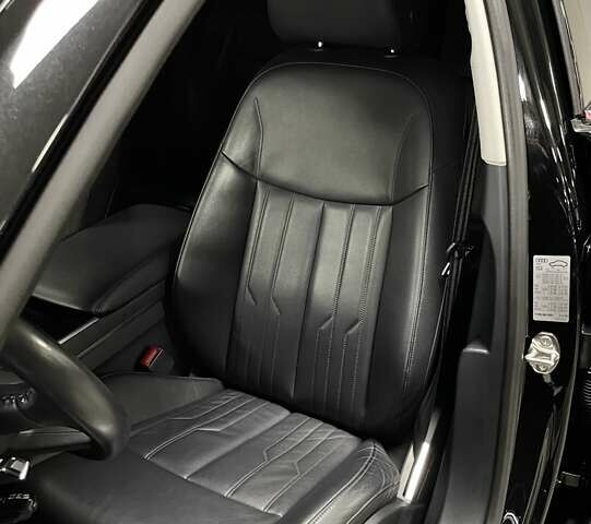 Ауди А8 2018 в Львове на Automoto.ua Черный Ауди А8, объемом двигателя 2.97 л и пробегом 106 тыс. км за 48700 $, фото 25 на Automoto.ua