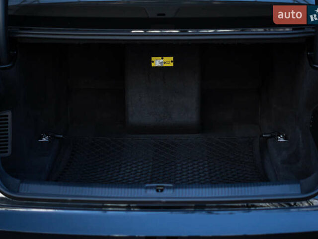 Черный Ауди А8, объемом двигателя 3.99 л и пробегом 110 тыс. км за 57500 $, фото 11 на Automoto.ua