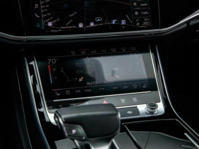 Чорний Ауді A8, об'ємом двигуна 3 л та пробігом 45 тис. км за 24000 $, фото 13 на Automoto.ua