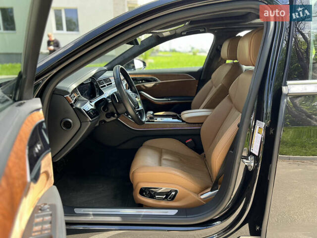 Черный Ауди А8, объемом двигателя 4 л и пробегом 60 тыс. км за 58000 $, фото 11 на Automoto.ua