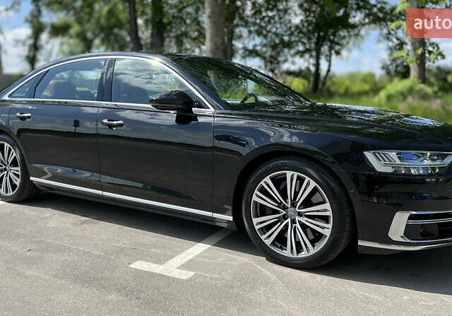 Черный Ауди А8, объемом двигателя 4 л и пробегом 60 тыс. км за 58000 $, фото 2 на Automoto.ua