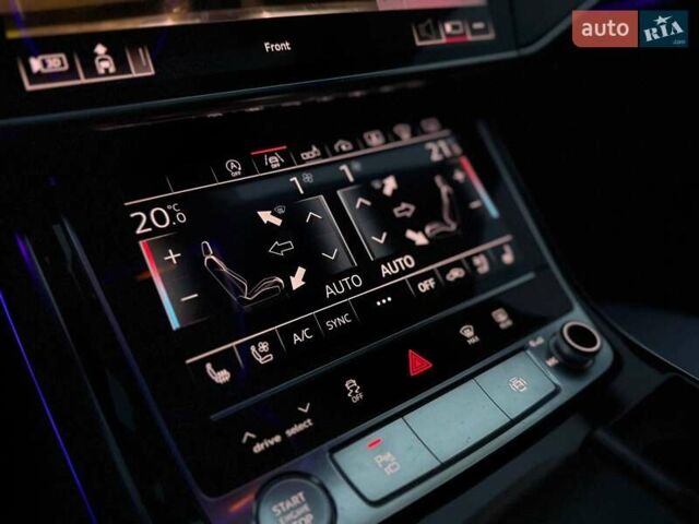 Чорний Ауді A8, об'ємом двигуна 0 л та пробігом 105 тис. км за 48500 $, фото 8 на Automoto.ua