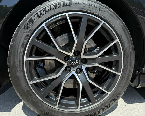 Черный Ауди А8, объемом двигателя 3.99 л и пробегом 55 тыс. км за 61500 $, фото 17 на Automoto.ua