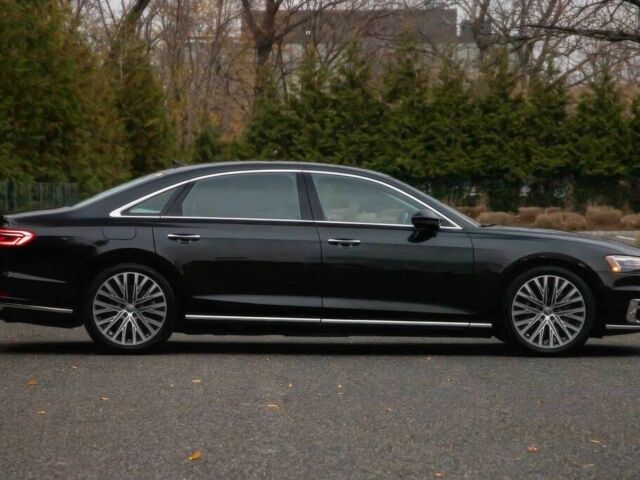 Чорний Ауді A8, об'ємом двигуна 3 л та пробігом 45 тис. км за 24000 $, фото 3 на Automoto.ua